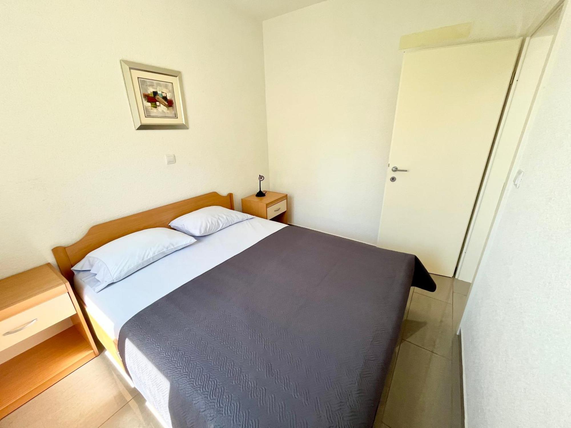 Paradise Apartments - Robinson Getaway Gdinj Εξωτερικό φωτογραφία