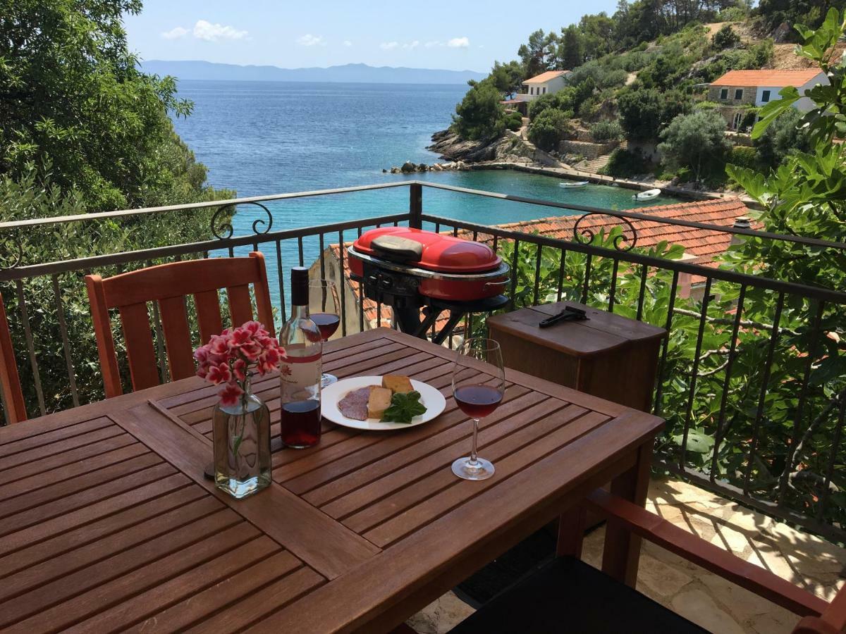 Paradise Apartments - Robinson Getaway Gdinj Εξωτερικό φωτογραφία