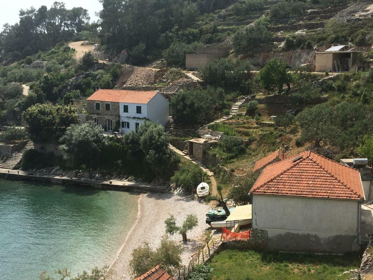 Paradise Apartments - Robinson Getaway Gdinj Εξωτερικό φωτογραφία