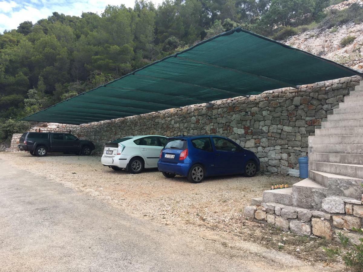 Paradise Apartments - Robinson Getaway Gdinj Εξωτερικό φωτογραφία