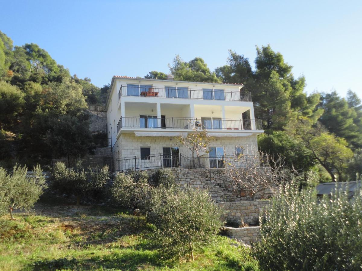 Paradise Apartments - Robinson Getaway Gdinj Εξωτερικό φωτογραφία
